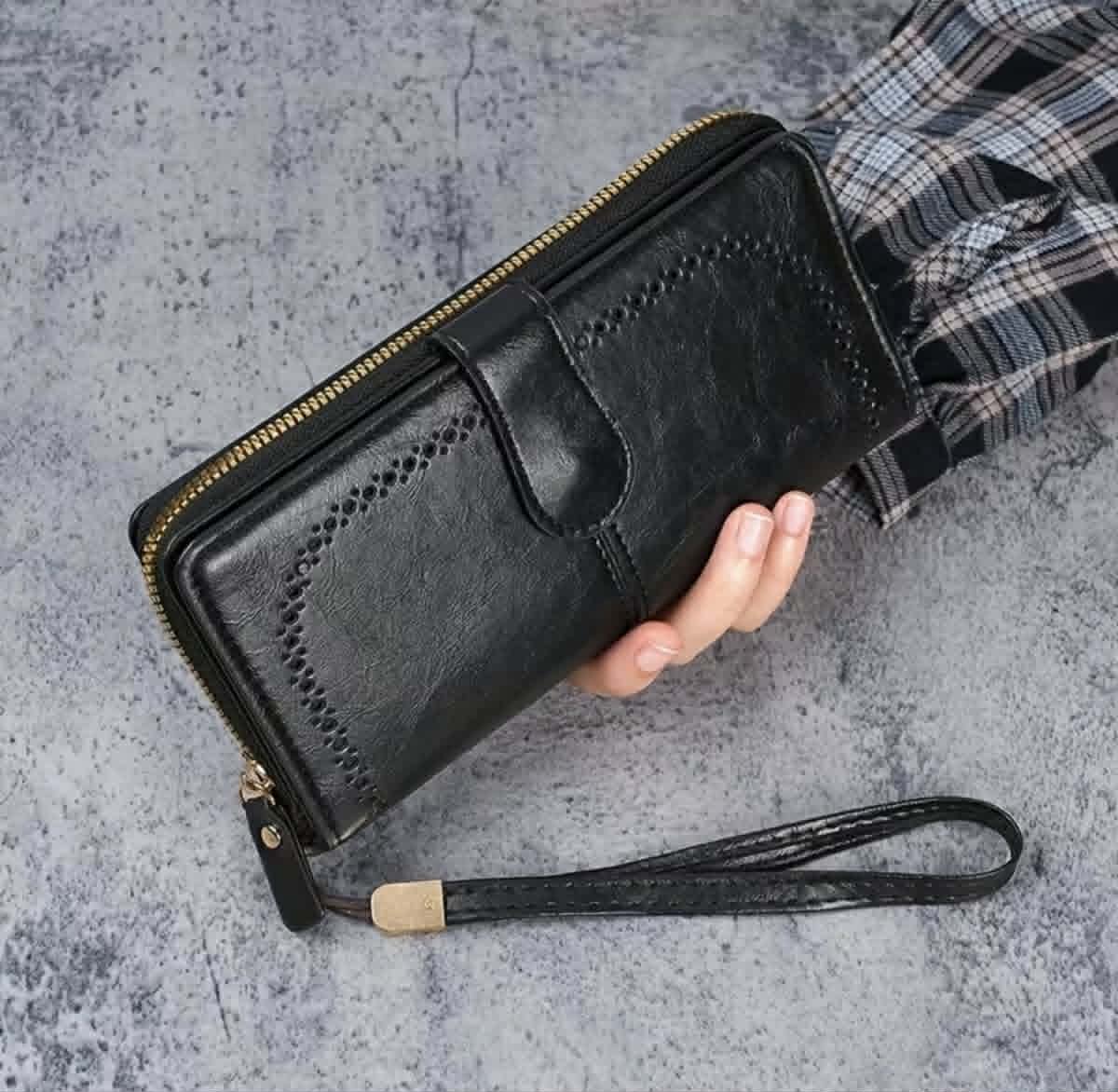 Дамски портфейл