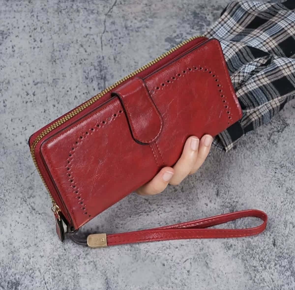 Дамски портфейл